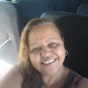 Meet your Posher, Aida